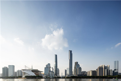了解深圳游艇会所的水上乐趣